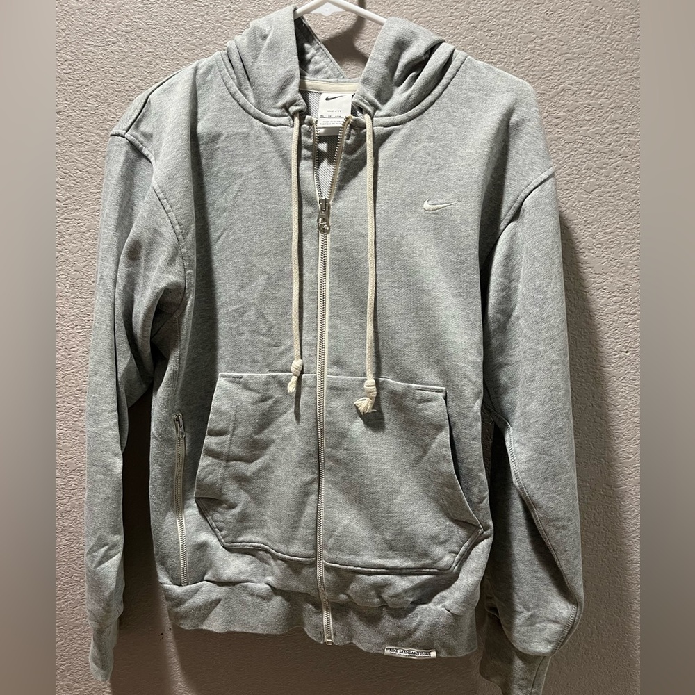 Nike Standard Issue Dri-FIT Full-Zip Hoodie XS
